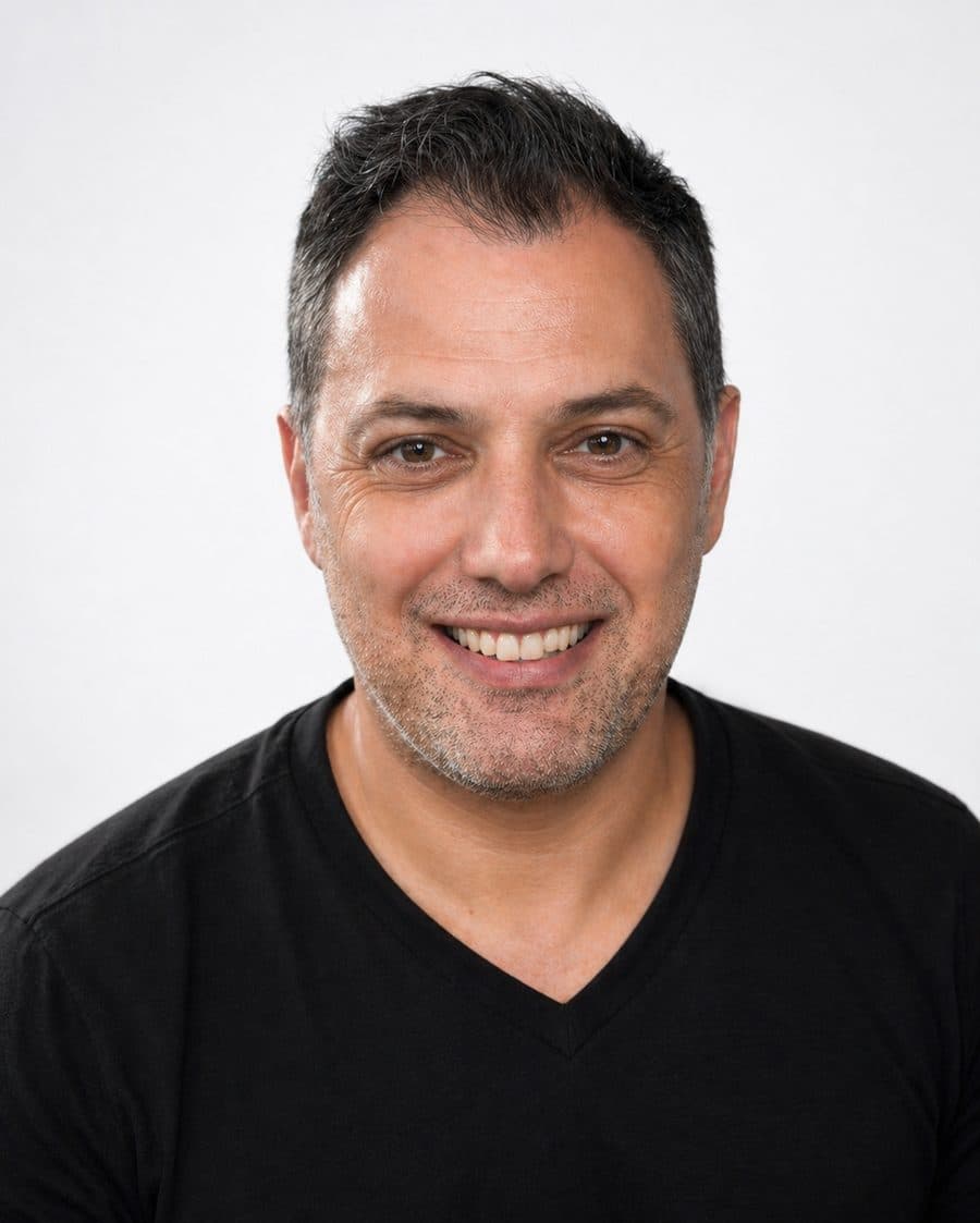 גולן פרץ, מייסד גולן גלאס